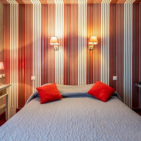 Hotel - Restaurant Saint Jacques Blois Esterno foto